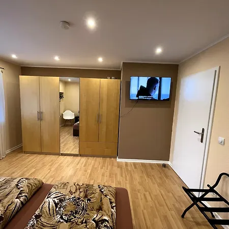 Drei Eichen Apartman *